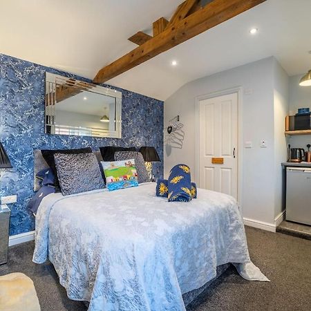 Wheelhouse Apartment Whitby Bagian luar foto