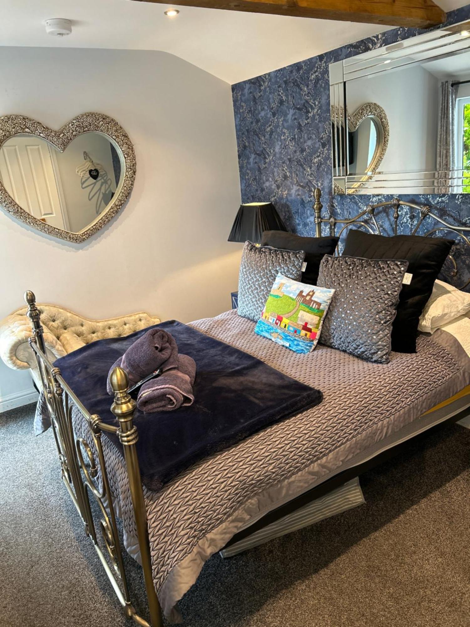 Wheelhouse Apartment Whitby Bagian luar foto
