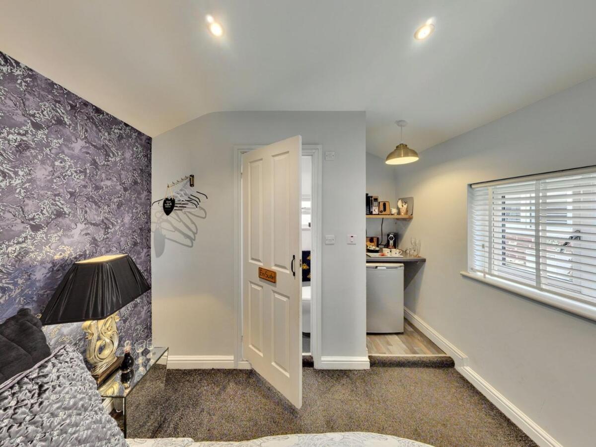 Wheelhouse Apartment Whitby Bagian luar foto