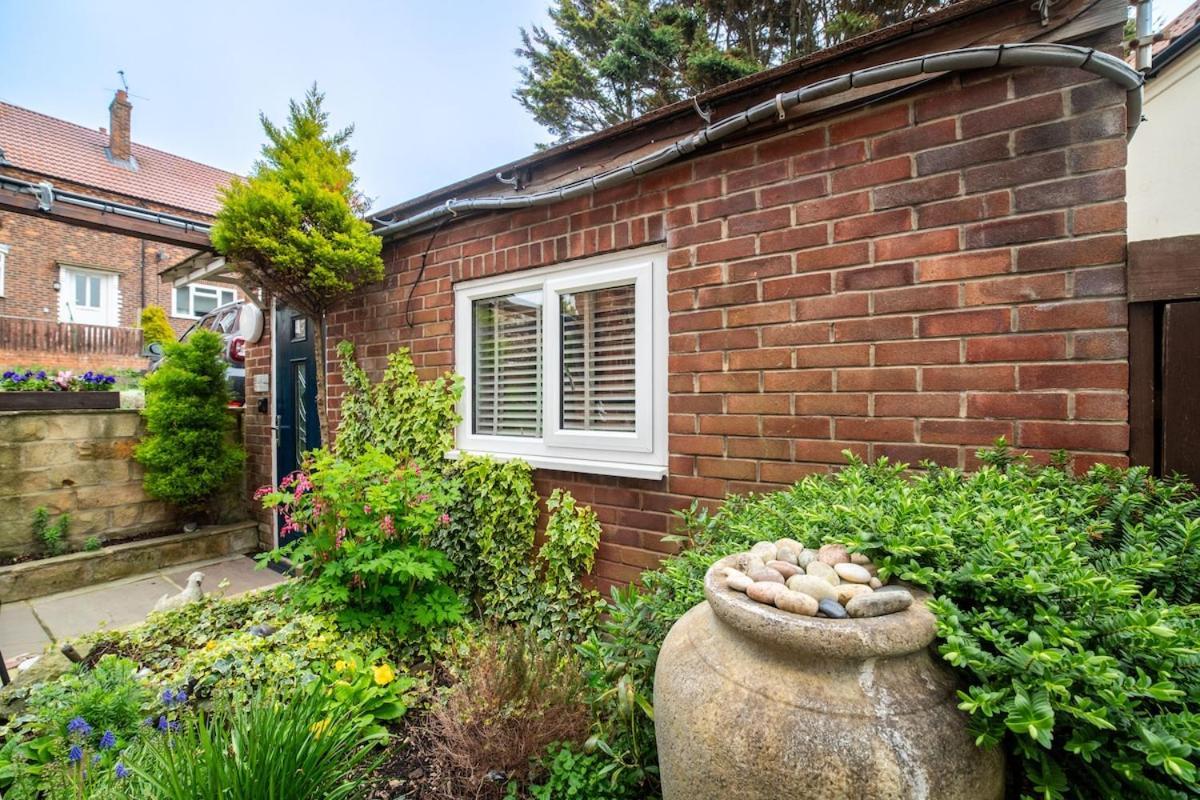 Wheelhouse Apartment Whitby Bagian luar foto