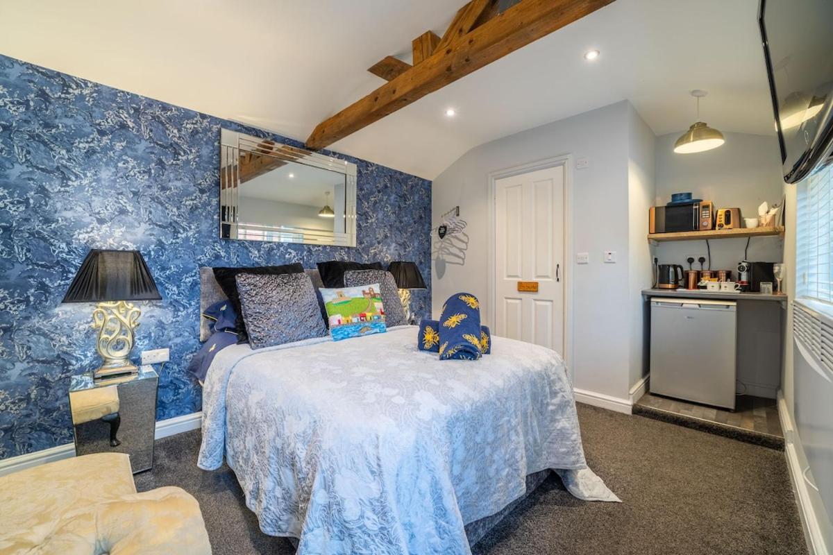 Wheelhouse Apartment Whitby Bagian luar foto
